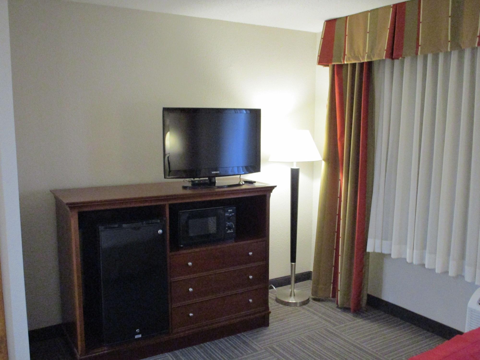 Ramada By Wyndham Platte City Kci Airport Екстер'єр фото