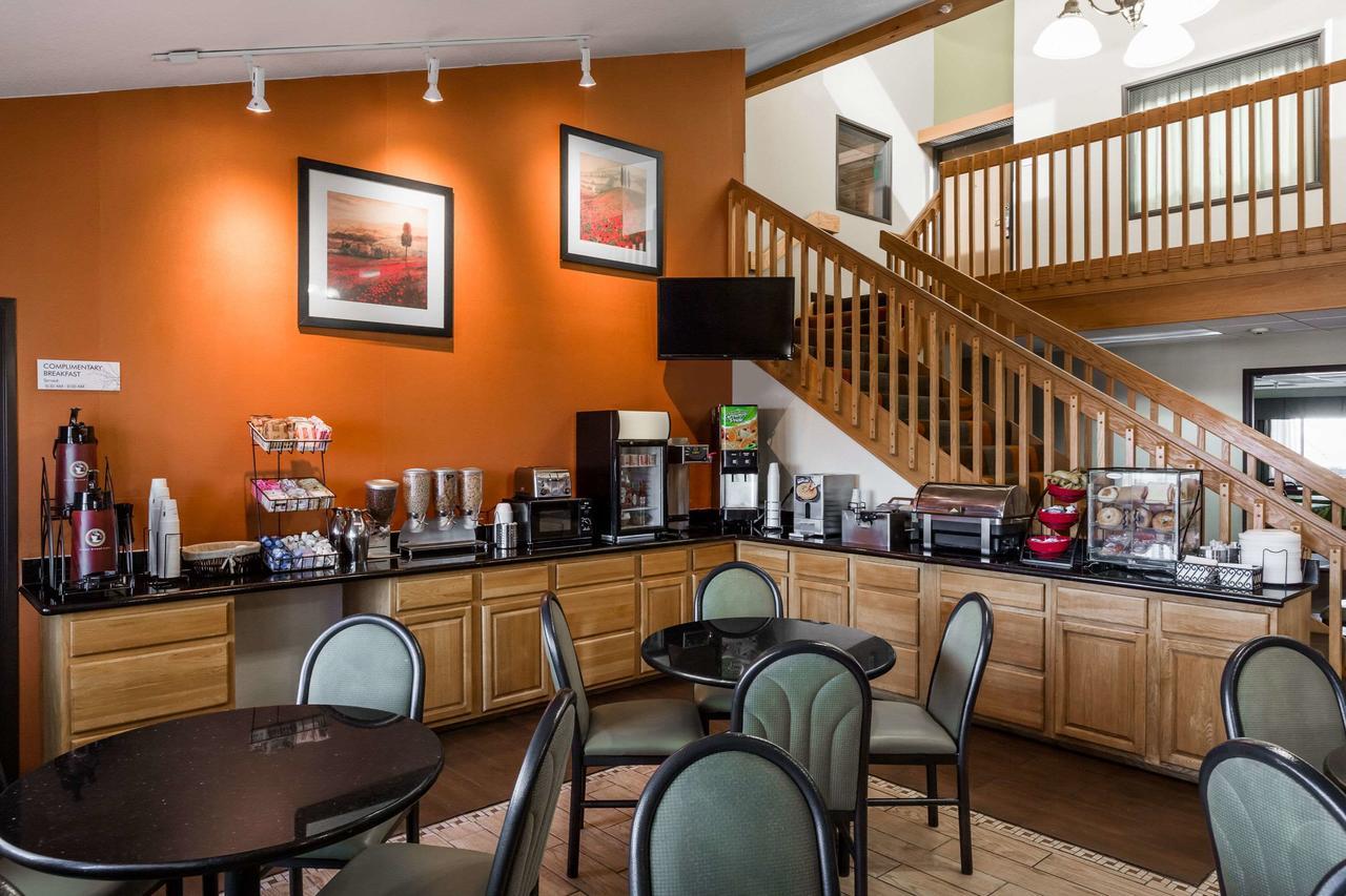 Ramada By Wyndham Platte City Kci Airport Екстер'єр фото