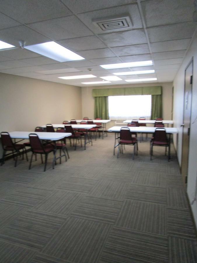 Ramada By Wyndham Platte City Kci Airport Екстер'єр фото